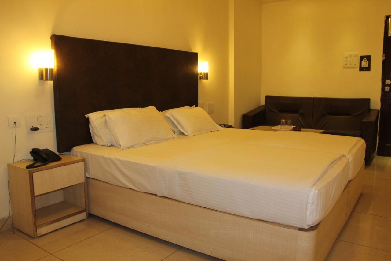 Hotel Vijay Shree Deluxe Patna  Oda fotoğraf